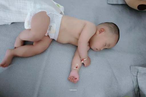 新余宝宝呼吸道感染发烧